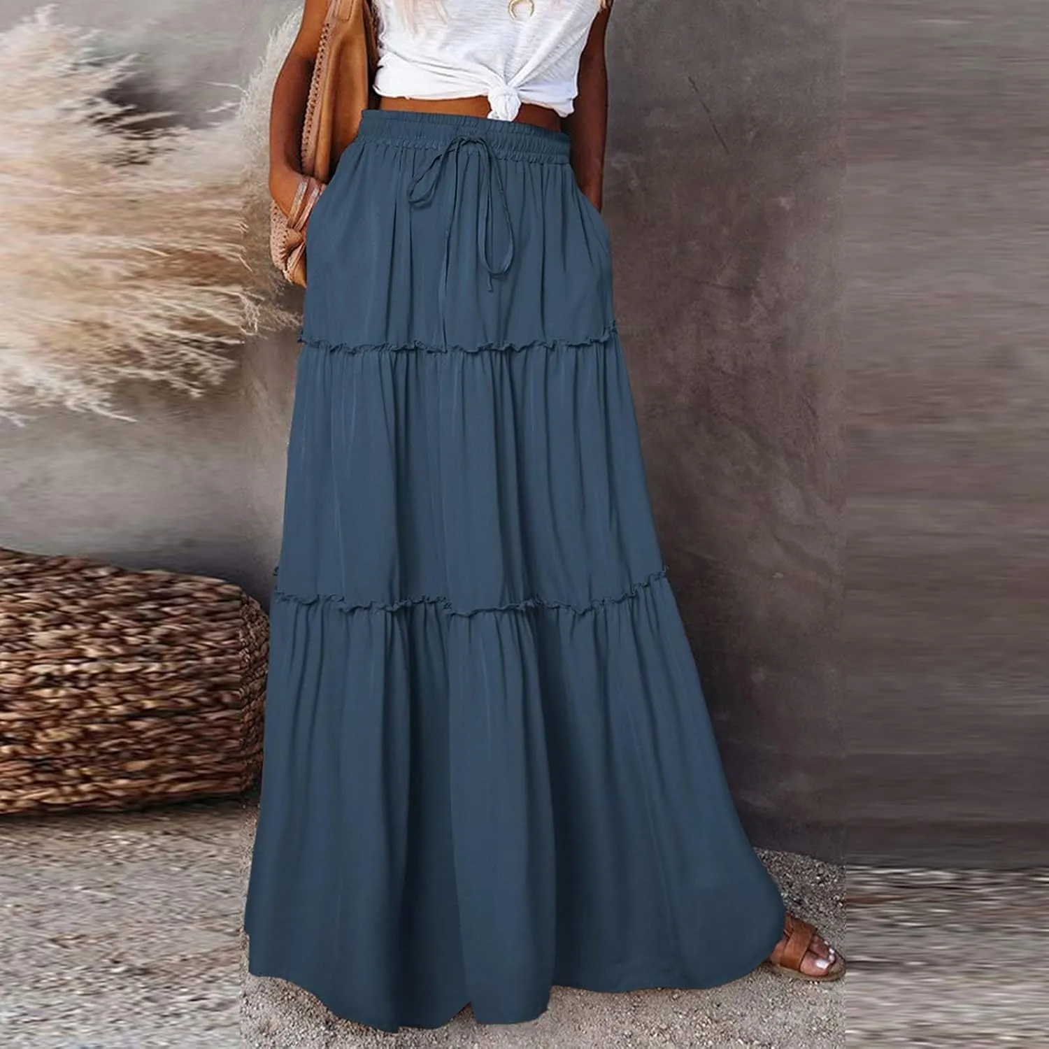 Flowy Tiered Maxi Skirts for Women 2025 Trendy Summer Vacation Boho Floral Skirt Elastic Drawstring A Line Skirt