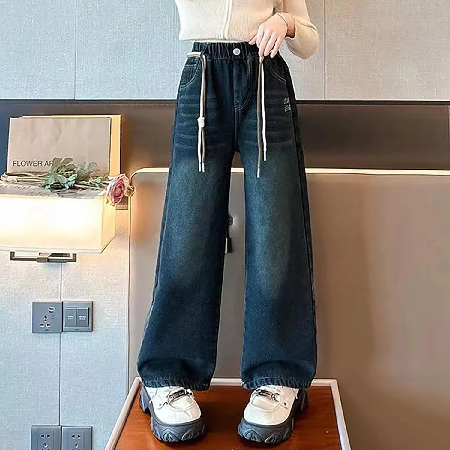 Girls Wide Leg Jeans Baggy Heart Embroidery Elastic High Waist Denim Pants Vintage Y2k Streetwear Aesthetic Teen Clothes 4-14